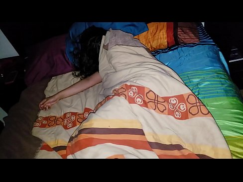 ❤️ Anak tiri memarahi ibu tirinya semasa dia tidur. ❤ Lucah berkualiti di lucah ms.sexeey.ru ❌️❤
